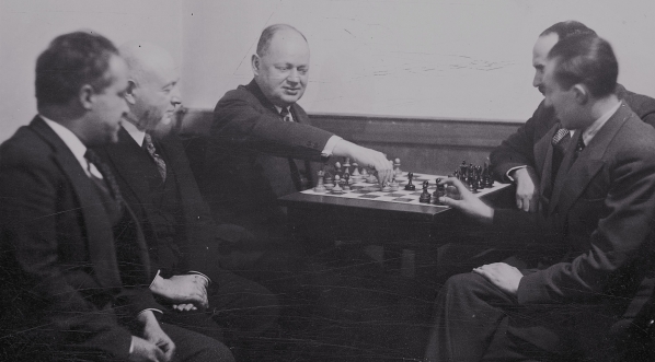  Spotkanie Rudolfa Spielmanna z szachistami w Warszawie w lutym 1935 r.  
