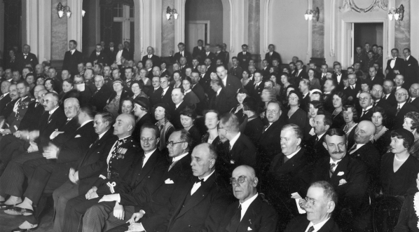  Akademia z okazji święta narodowego Czechosłowacji zorganizowana przez Towarzystwo Polsko-Czechosłowackie w sali Bazaru w Poznaniu 29.10.1932 r.  