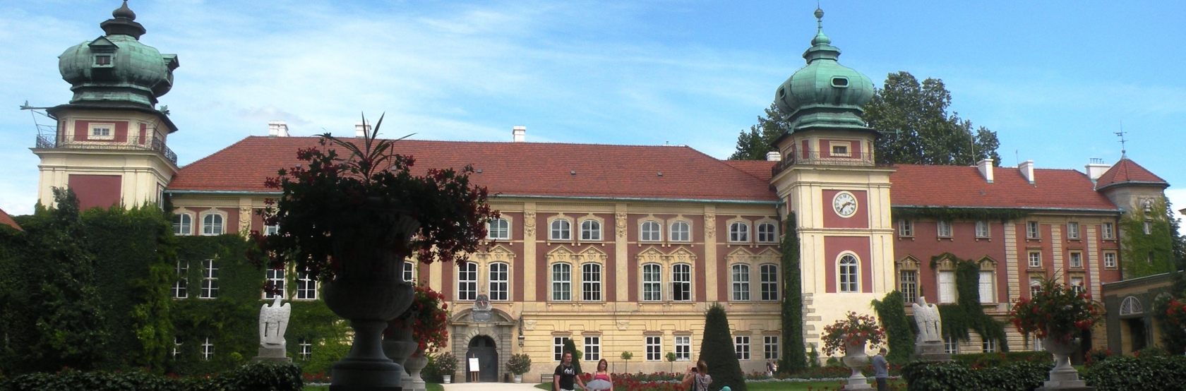  POMNIKI ARCHITEKTURY- zamek w Łańcucie.  