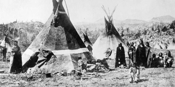 Z PIĘKNĄ HELENĄ NA DZIKI ZACHÓD