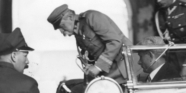 PAŃSTWO WAŻNIEJSZE NIŻ PARTIE