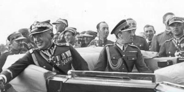 DOWÓDCA DO NAJTRUDNIEJSZYCH ZADAŃ