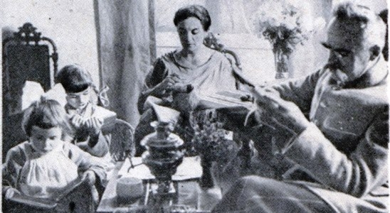 TOWARZYSTWO UKOCHANYCH CÓRECZEK