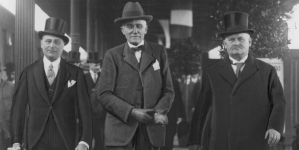 <%# $this->DataItem->marArticleFrom->title %