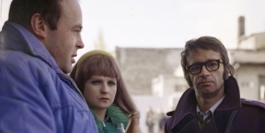 Na planie filmu "Nie ma róży bez ognia" z 1974 r.