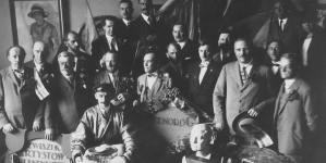 <%# $this->DataItem->marArticleFrom->title %