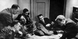 <%# $this->DataItem->marArticleFrom->title %