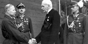 <%# $this->DataItem->marArticleFrom->title %