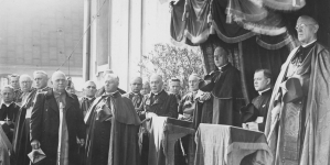 <%# $this->DataItem->marArticleFrom->title %