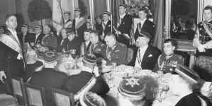 <%# $this->DataItem->marArticleFrom->title %