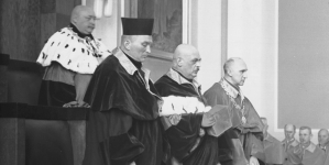 <%# $this->DataItem->marArticleFrom->title %