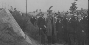 <%# $this->DataItem->marArticleFrom->title %