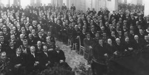 <%# $this->DataItem->marArticleFrom->title %