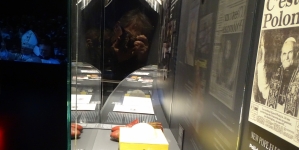 <%# $this->DataItem->marArticleFrom->title %