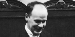 <%# $this->DataItem->marArticleFrom->title %