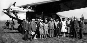 <%# $this->DataItem->marArticleFrom->title %