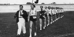 <%# $this->DataItem->marArticleFrom->title %