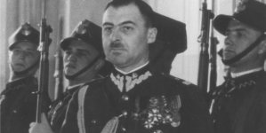 <%# $this->DataItem->marArticleFrom->title %