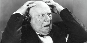 Mieczysław Frenkiel jako Burmistrz miasta Grajdołek w filmie "Ułani, ułani, chłopcy malowani" z 1931 roku.