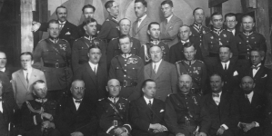 <%# $this->DataItem->marArticleFrom->title %