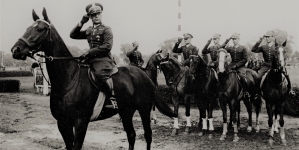 <%# $this->DataItem->marArticleFrom->title %