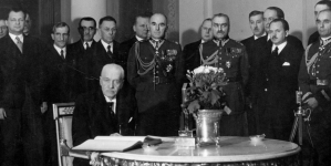 <%# $this->DataItem->marArticleFrom->title %