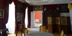 <%# $this->DataItem->marArticleFrom->title %