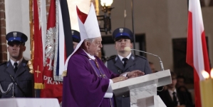 <%# $this->DataItem->marArticleFrom->title %