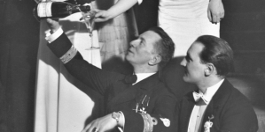 <%# $this->DataItem->marArticleFrom->title %