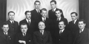 <%# $this->DataItem->marArticleFrom->title %