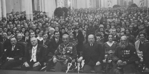 <%# $this->DataItem->marArticleFrom->title %