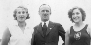 <%# $this->DataItem->marArticleFrom->title %