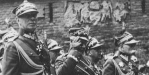 <%# $this->DataItem->marArticleFrom->title %