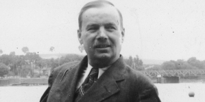 <%# $this->DataItem->marArticleFrom->title %