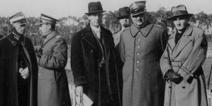 <%# $this->DataItem->marArticleFrom->title %