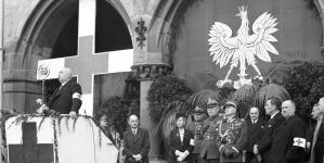 <%# $this->DataItem->marArticleFrom->title %