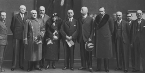 <%# $this->DataItem->marArticleFrom->title %