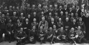 <%# $this->DataItem->marArticleFrom->title %