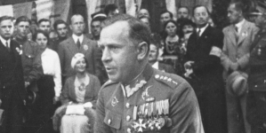 <%# $this->DataItem->marArticleFrom->title %