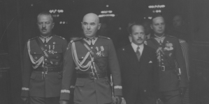 <%# $this->DataItem->marArticleFrom->title %