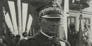 <%# $this->DataItem->marArticleFrom->title %