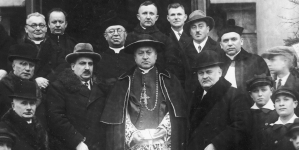 <%# $this->DataItem->marArticleFrom->title %