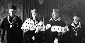 <%# $this->DataItem->marArticleFrom->title %