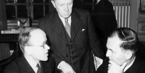 <%# $this->DataItem->marArticleFrom->title %