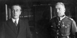 <%# $this->DataItem->marArticleFrom->title %