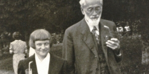 <%# $this->DataItem->marArticleFrom->title %