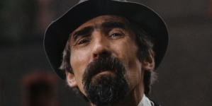 <%# $this->DataItem->marArticleFrom->title %