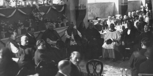 <%# $this->DataItem->marArticleFrom->title %