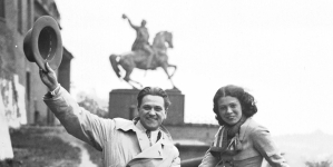 <%# $this->DataItem->marArticleFrom->title %