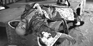 <%# $this->DataItem->marArticleFrom->title %